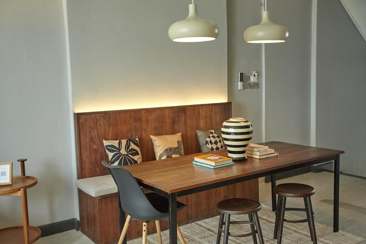 Spacious Duplex 2 Bedroom Max 6 Guests - 3 Min Walk To Bts Nana Apartment Bangkok